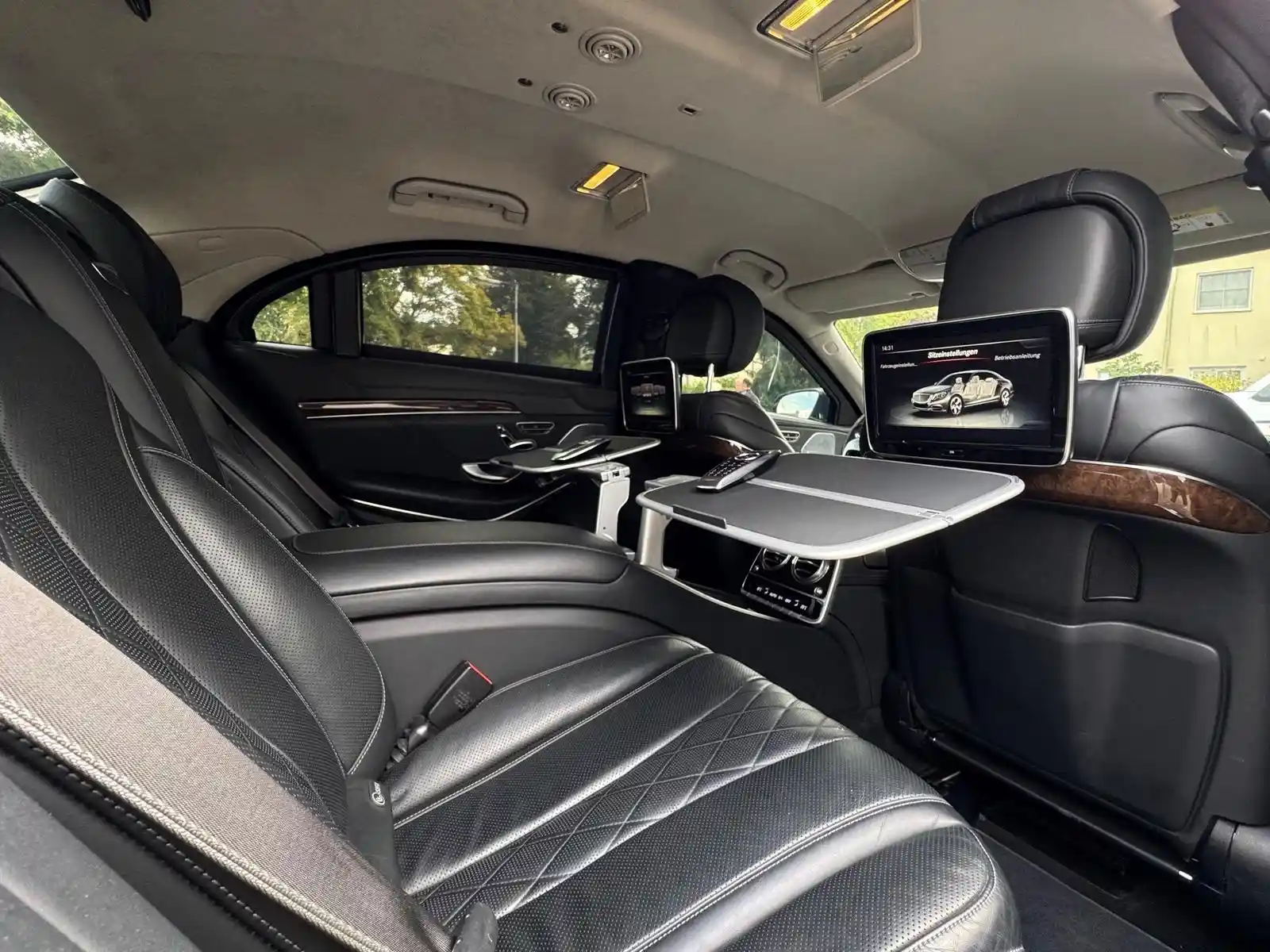 Mercedes-Benz S 600