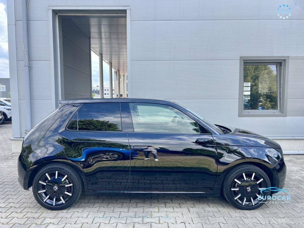 Honda e