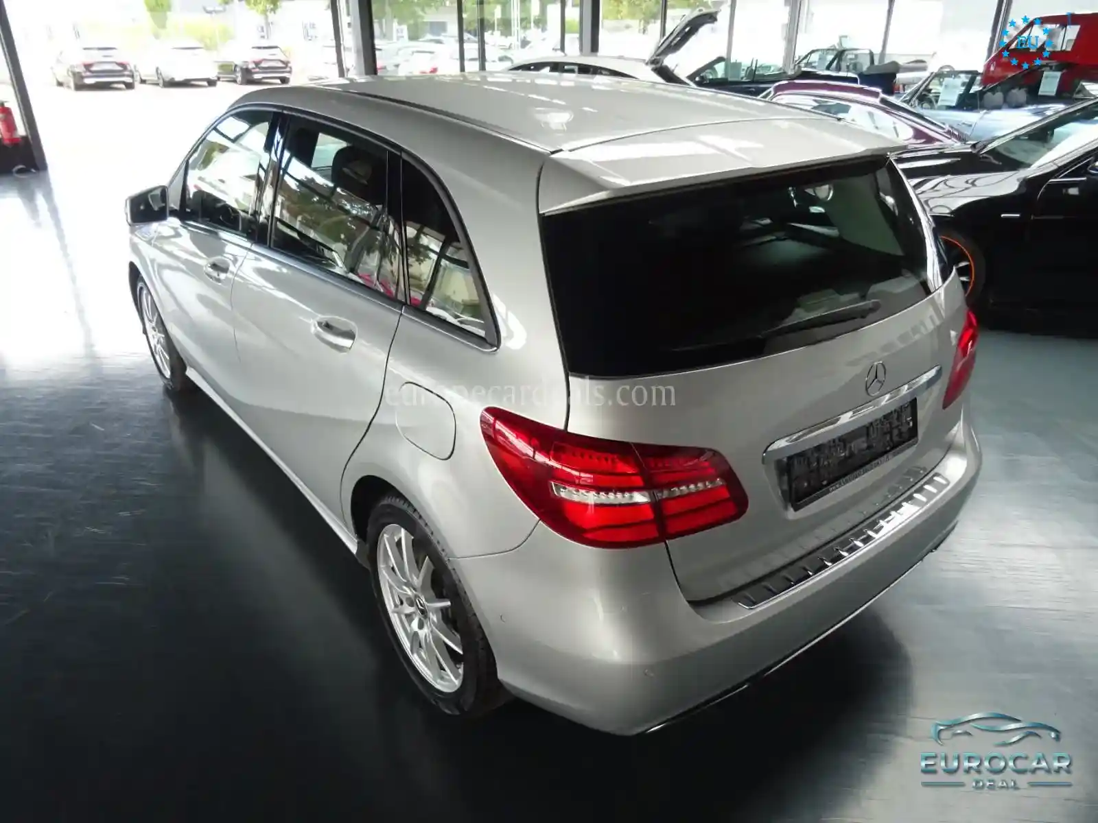 Mercedes-Benz B 200