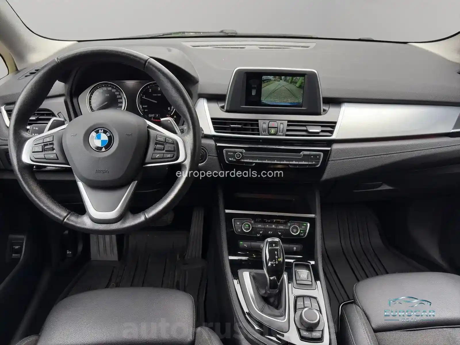 BMW 218