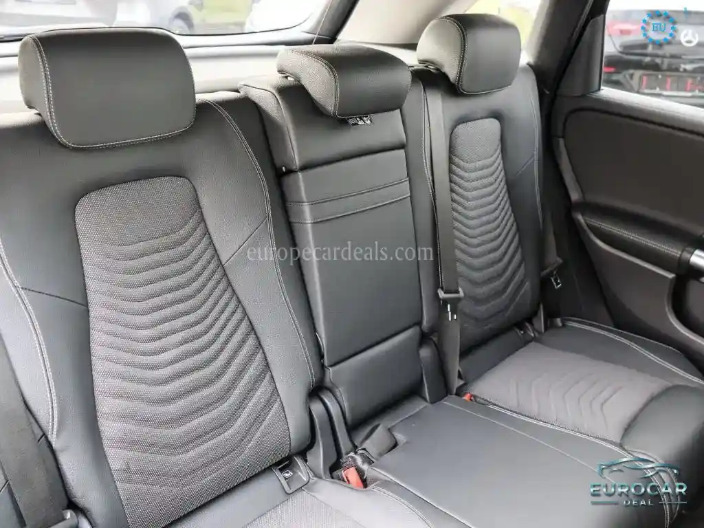 Mercedes-Benz B 220