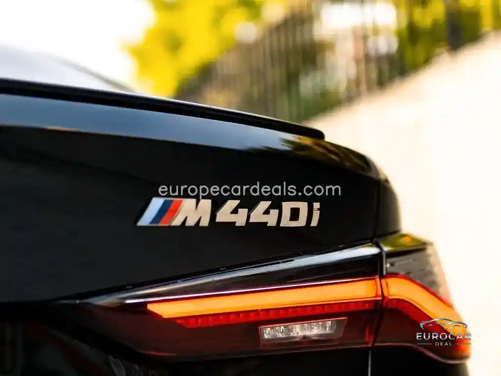 BMW M440