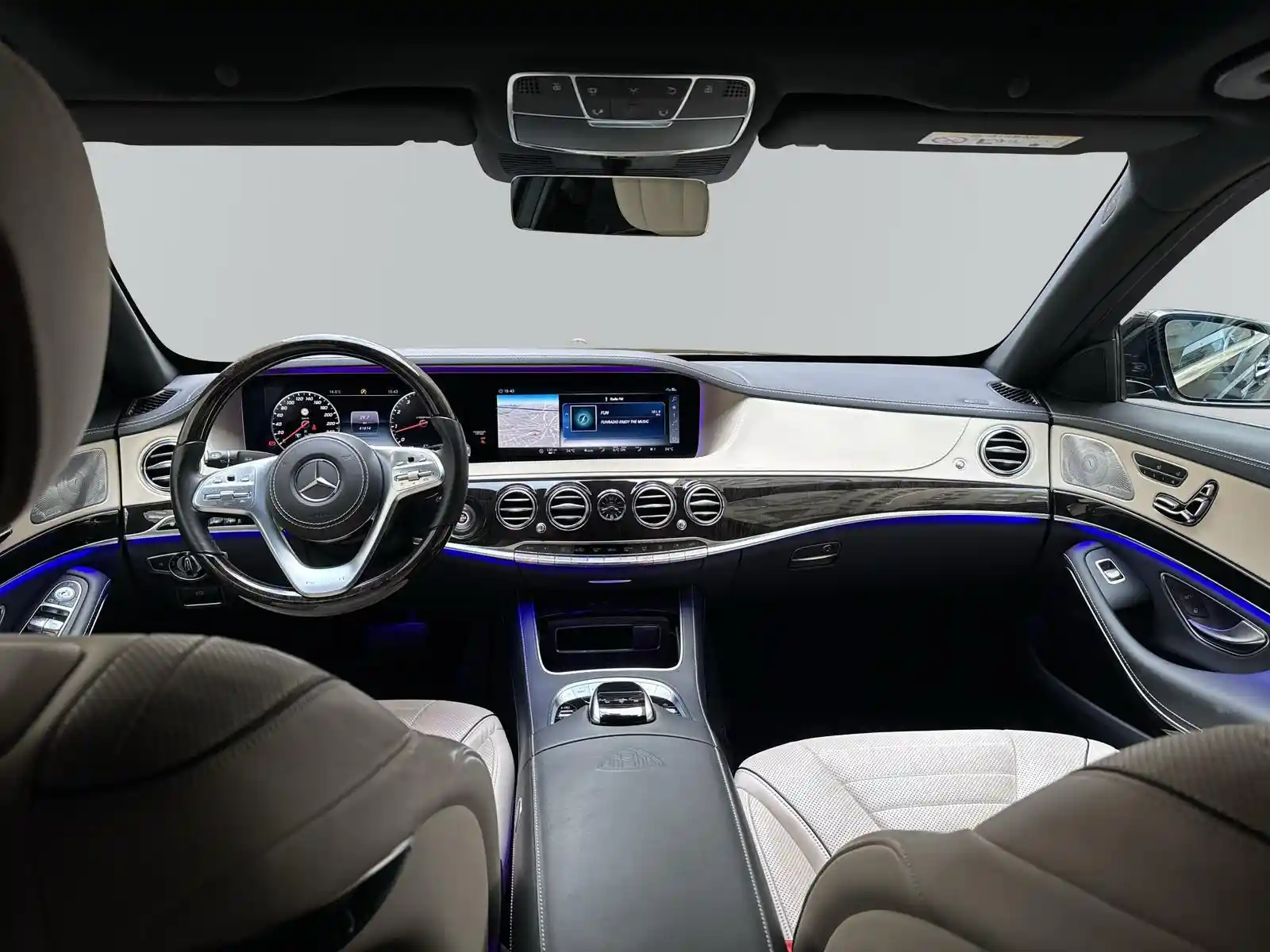 Mercedes-Benz S 560