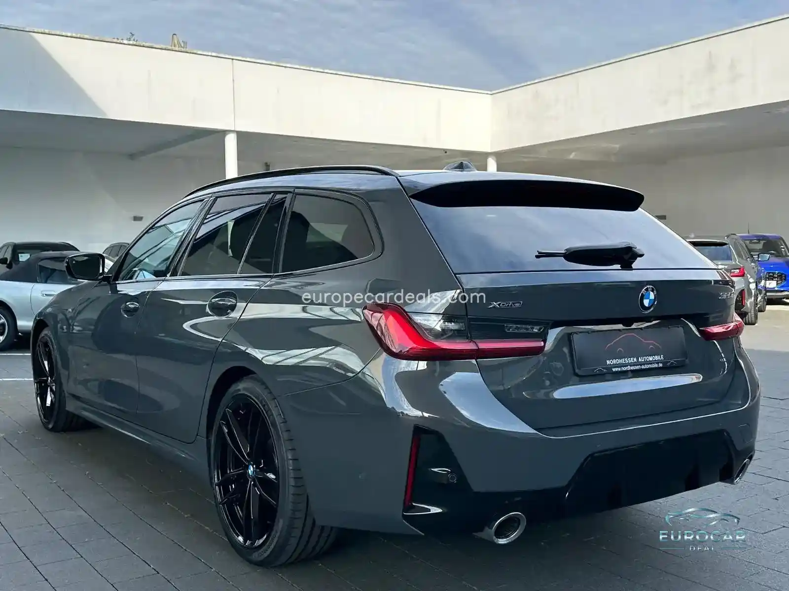 BMW 320