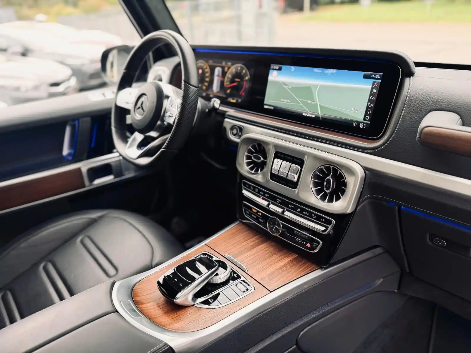 Mercedes-Benz G 500