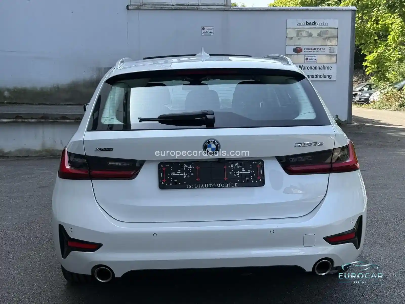 BMW 330