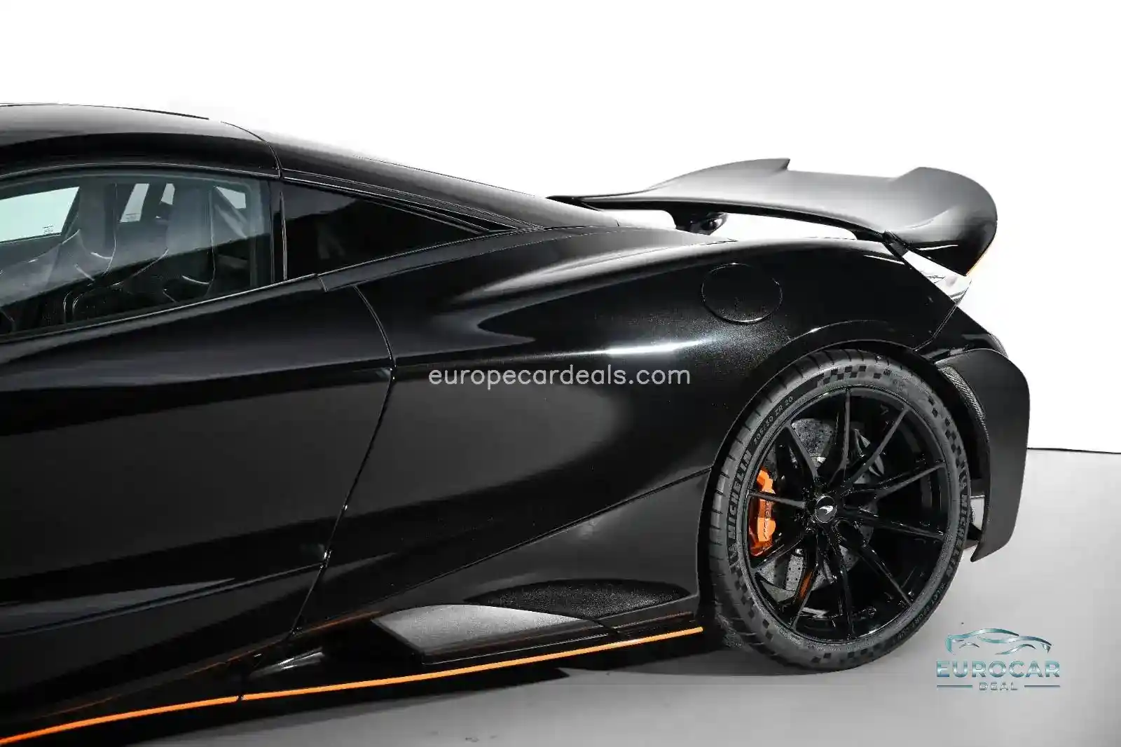McLaren 765LT