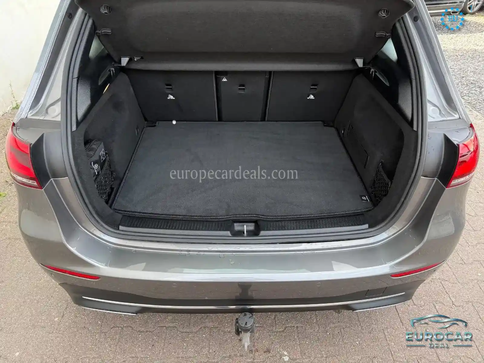 Mercedes-Benz B 220