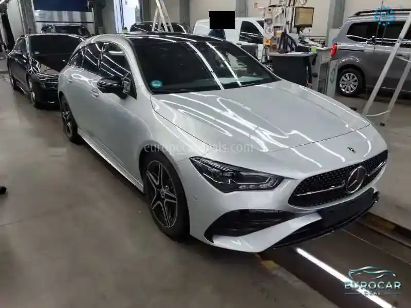 Mercedes-Benz CLA 180 Shooting Brake