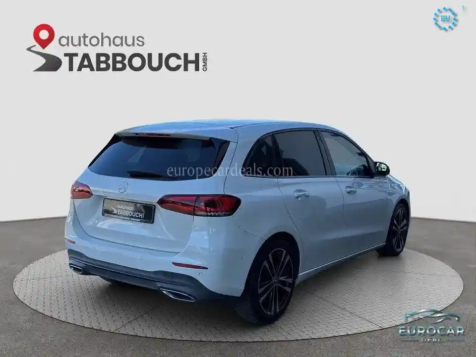 Mercedes-Benz B 200