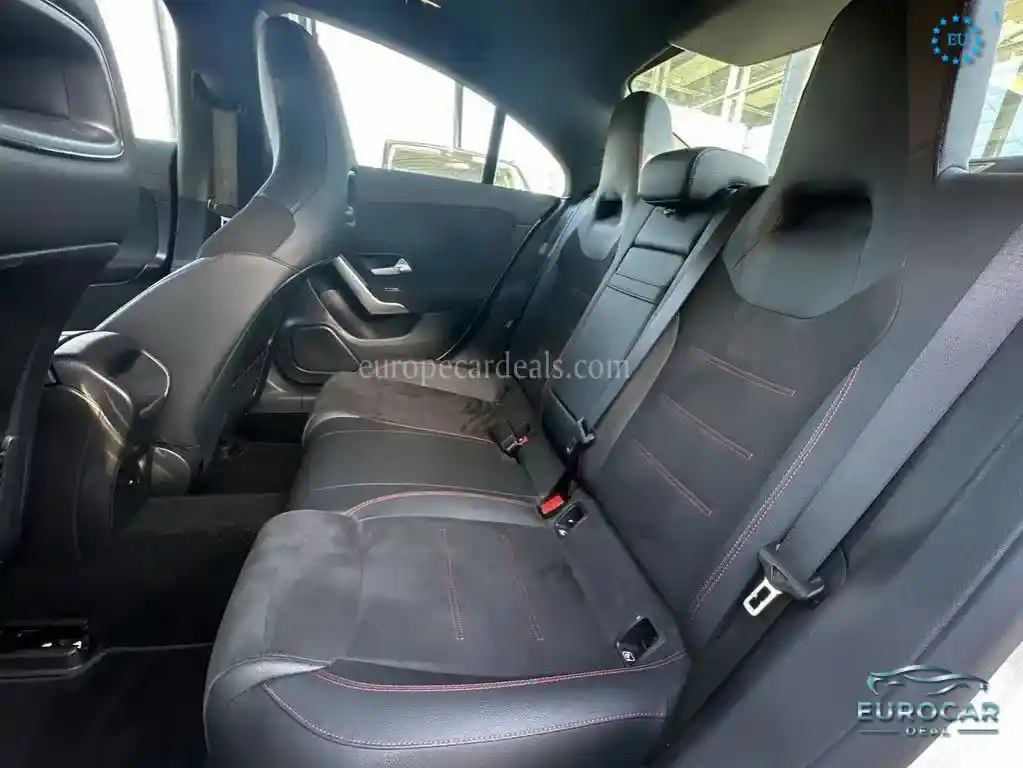 Mercedes-Benz CLA 220