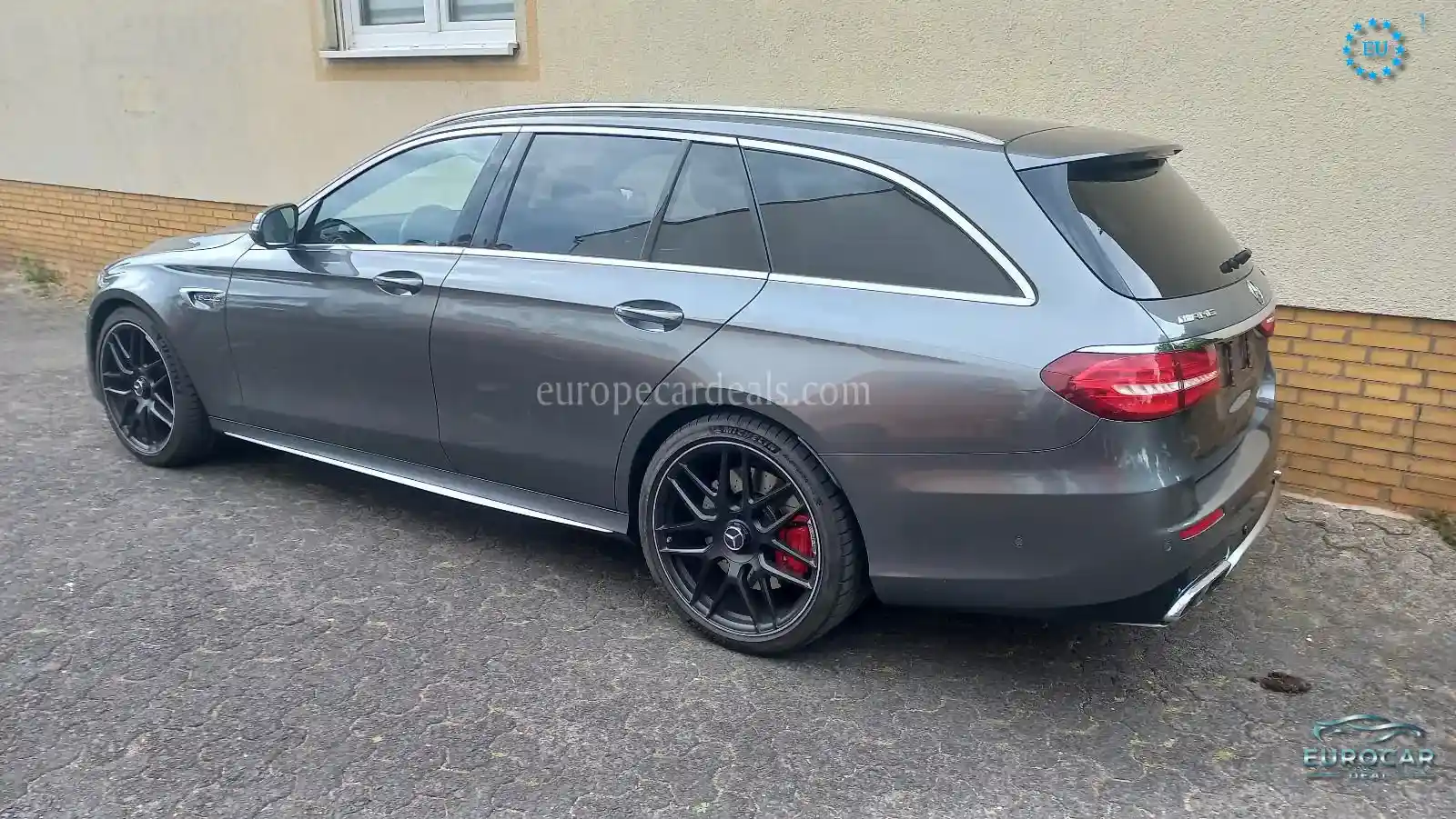 Mercedes-Benz E 63 AMG