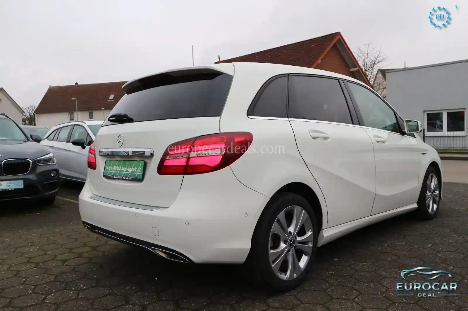 Mercedes-Benz B 200