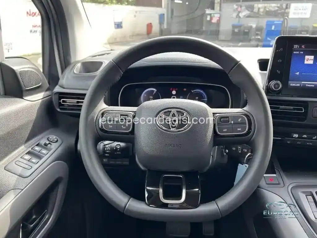 Toyota Proace City
