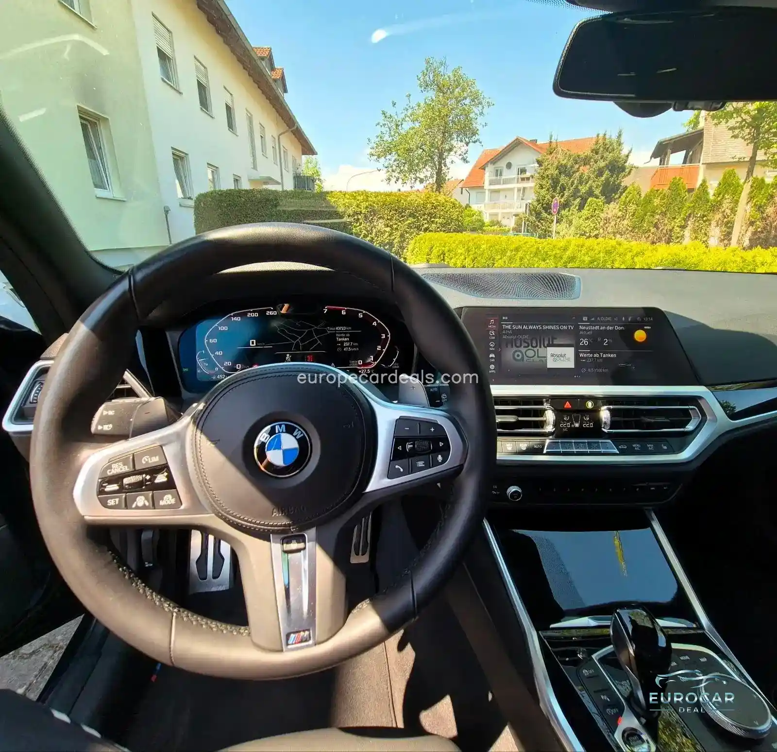 BMW 330