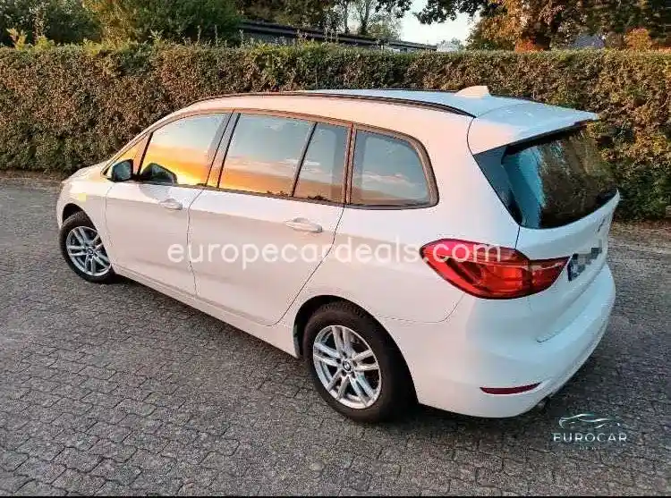 BMW 216