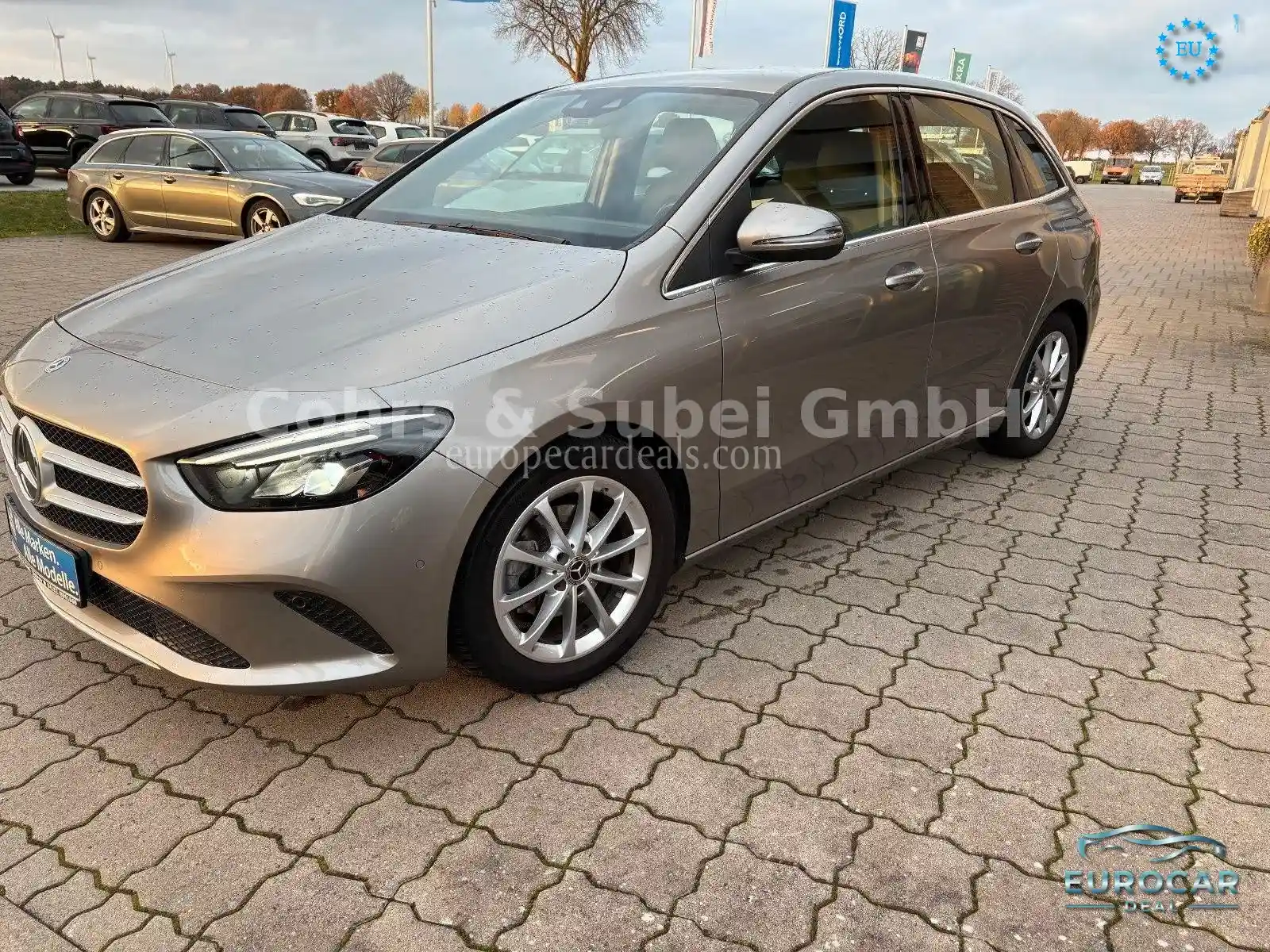 Mercedes-Benz B 180