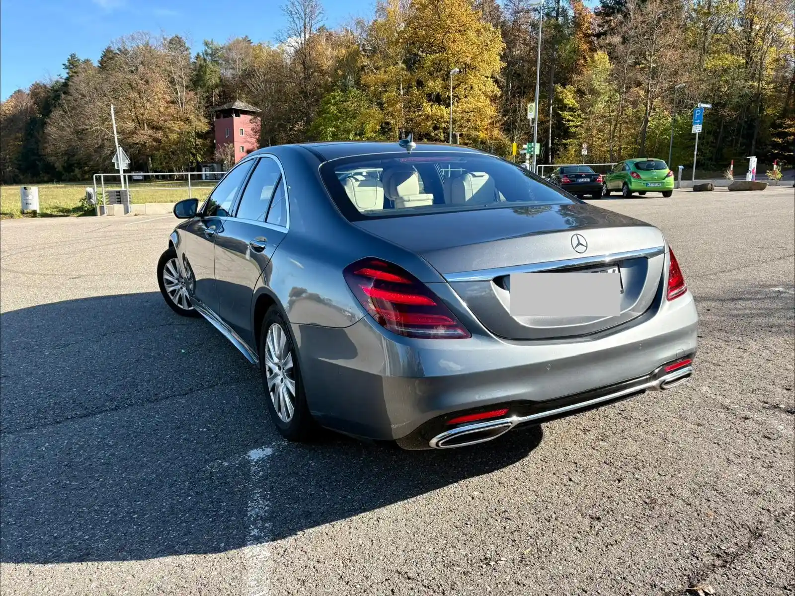 Mercedes-Benz S 560