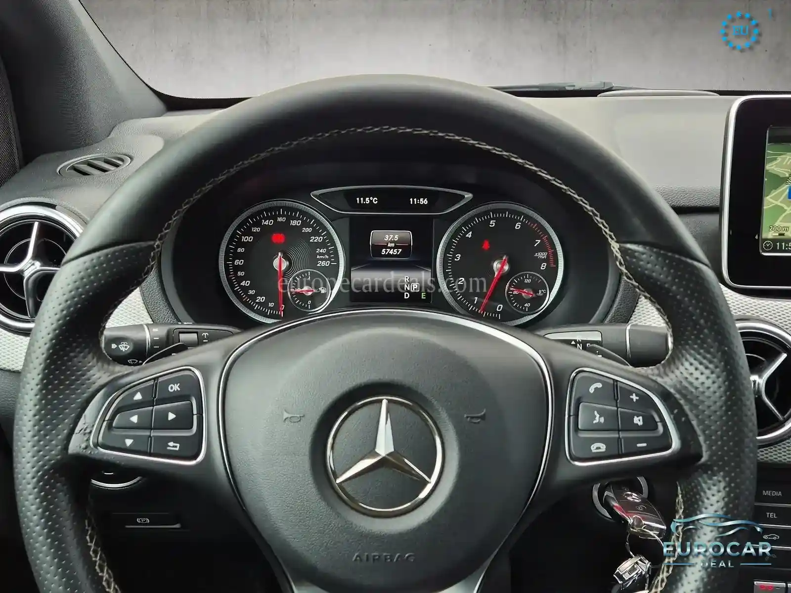Mercedes-Benz B 200
