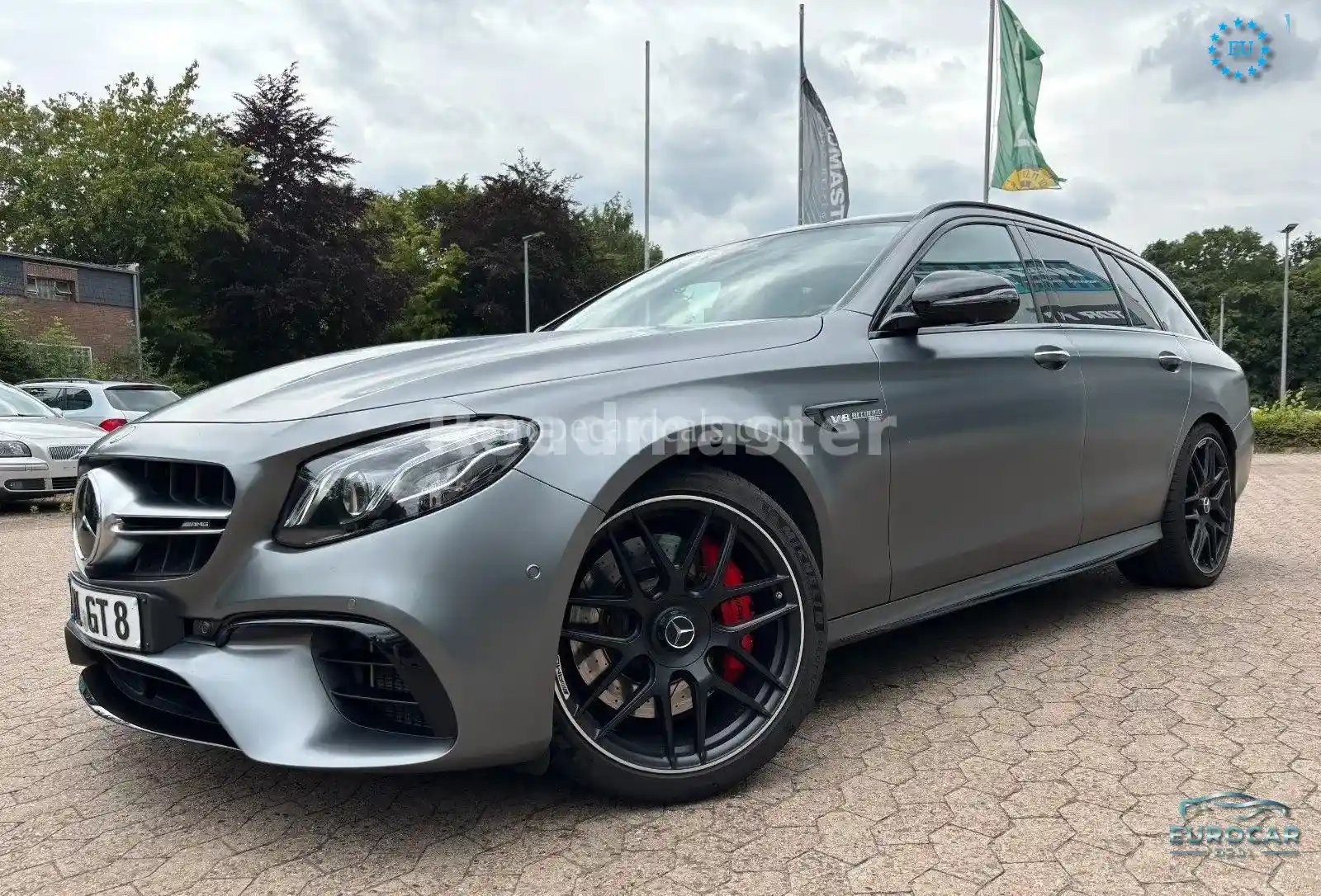 Mercedes-Benz E 63 AMG