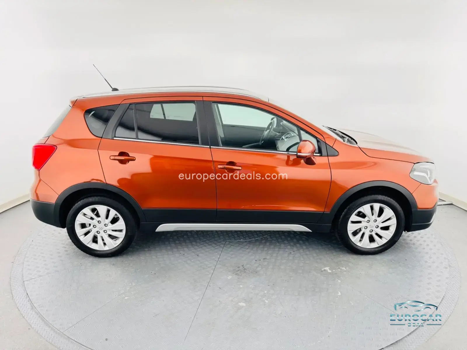 Suzuki (SX4) S-Cross