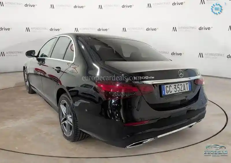 Mercedes-Benz E 300