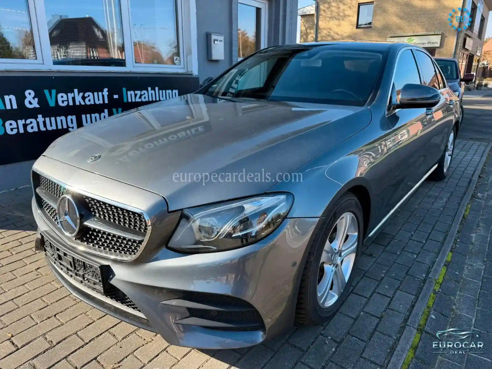Mercedes-Benz E 220