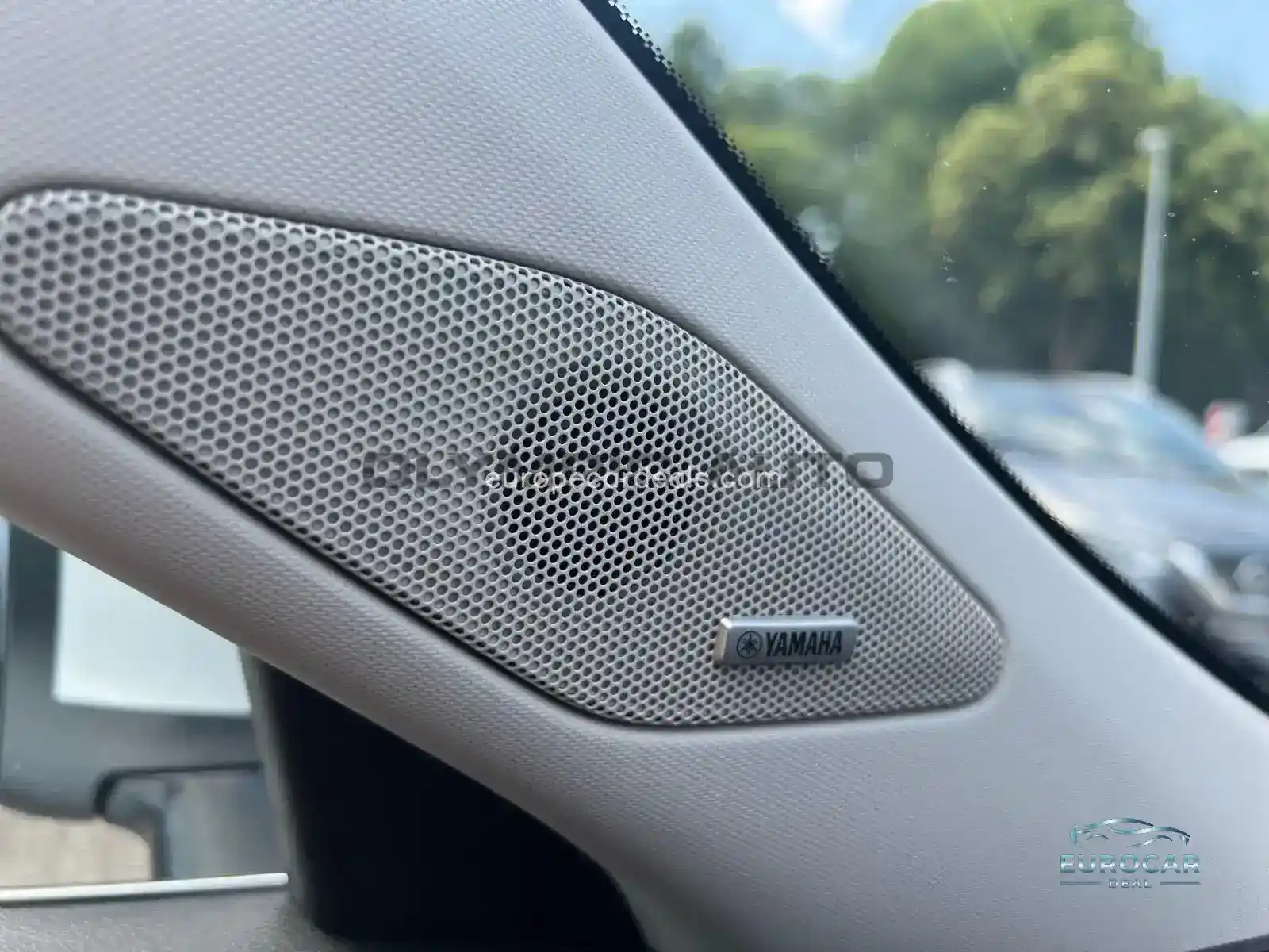 Mitsubishi Plug-in Hybrid Outlander