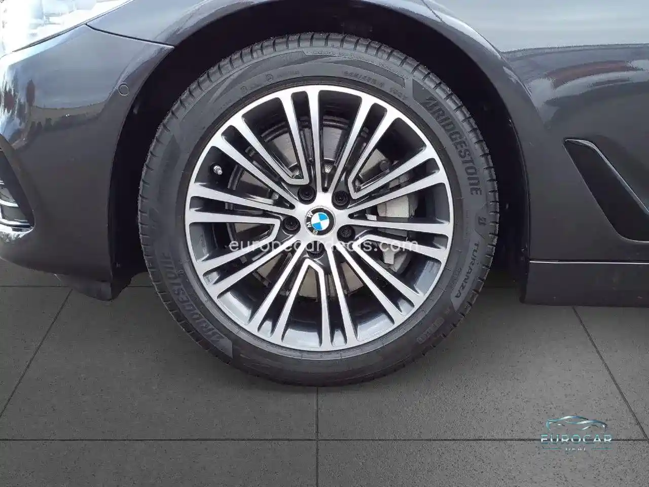 BMW 530