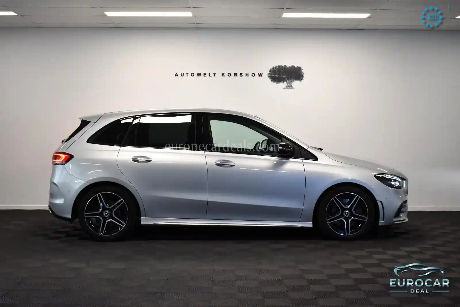 Mercedes-Benz B 220