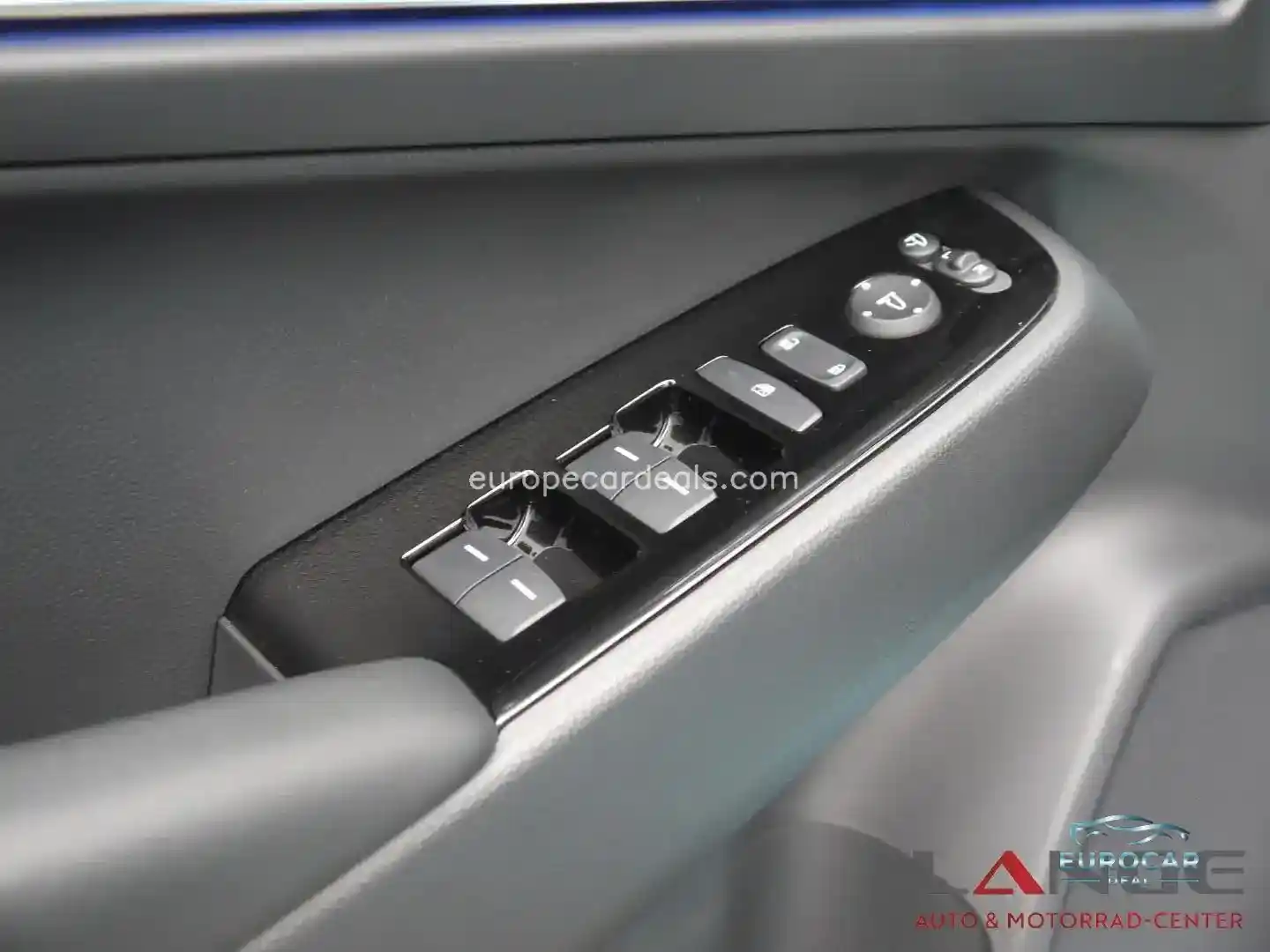Honda e:Ny1