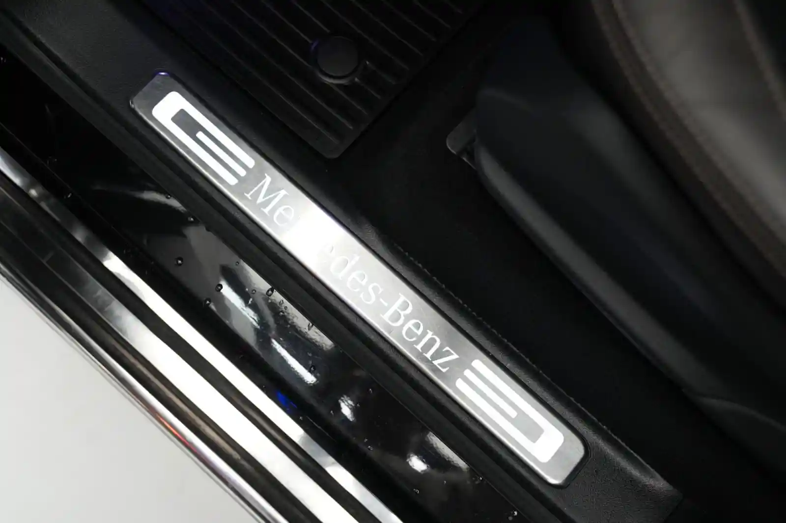 Mercedes-Benz G 500