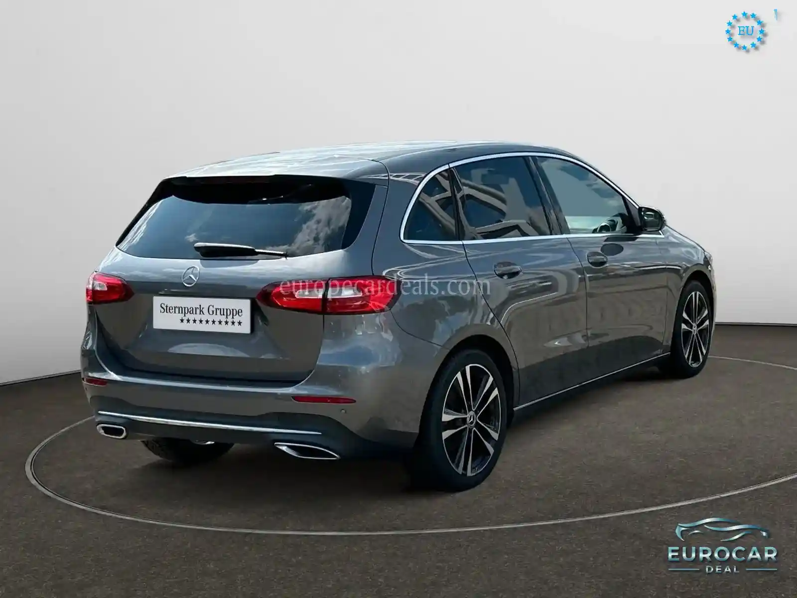 Mercedes-Benz B 180
