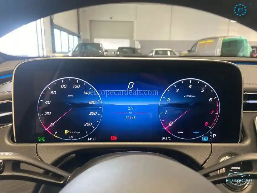 Mercedes-Benz E 200