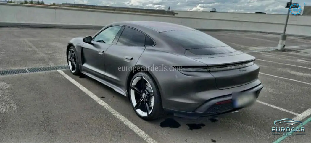 Porsche Taycan