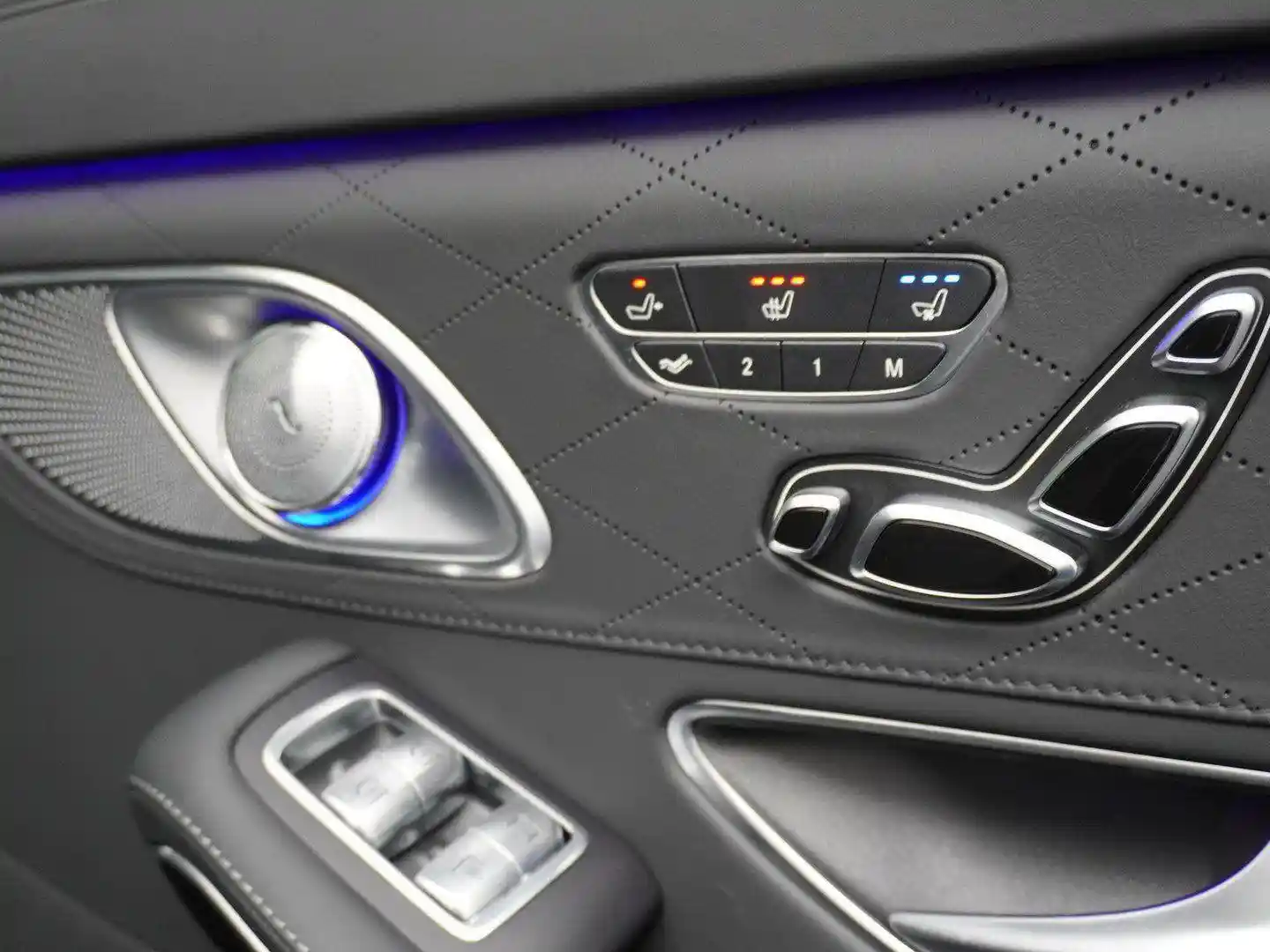 Mercedes-Benz S 600
