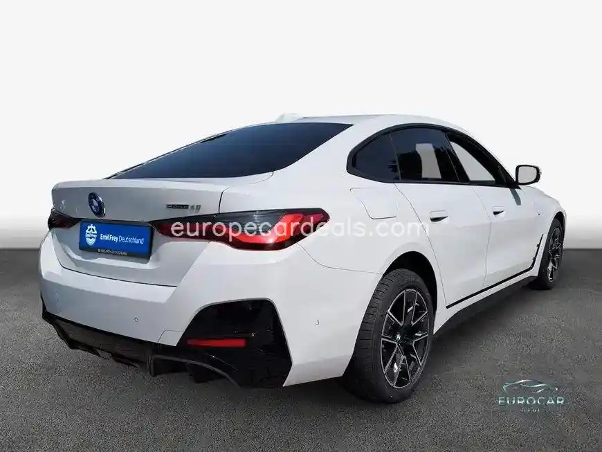 BMW i4