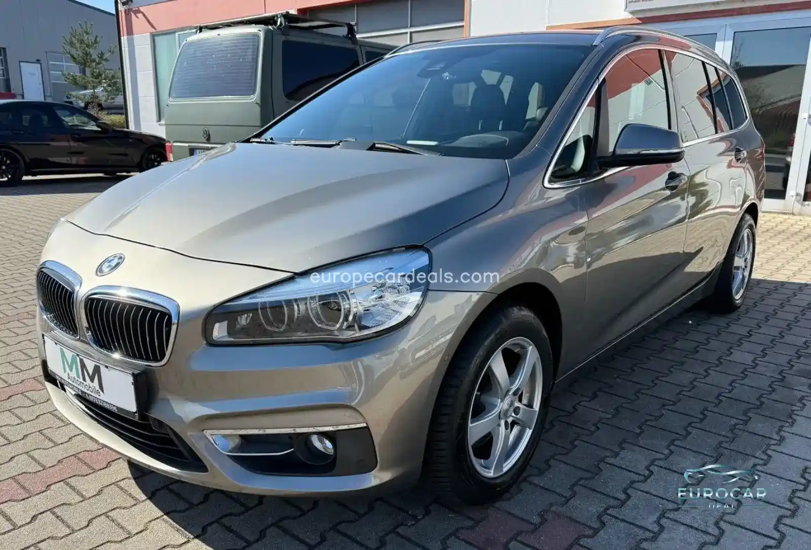 BMW 218