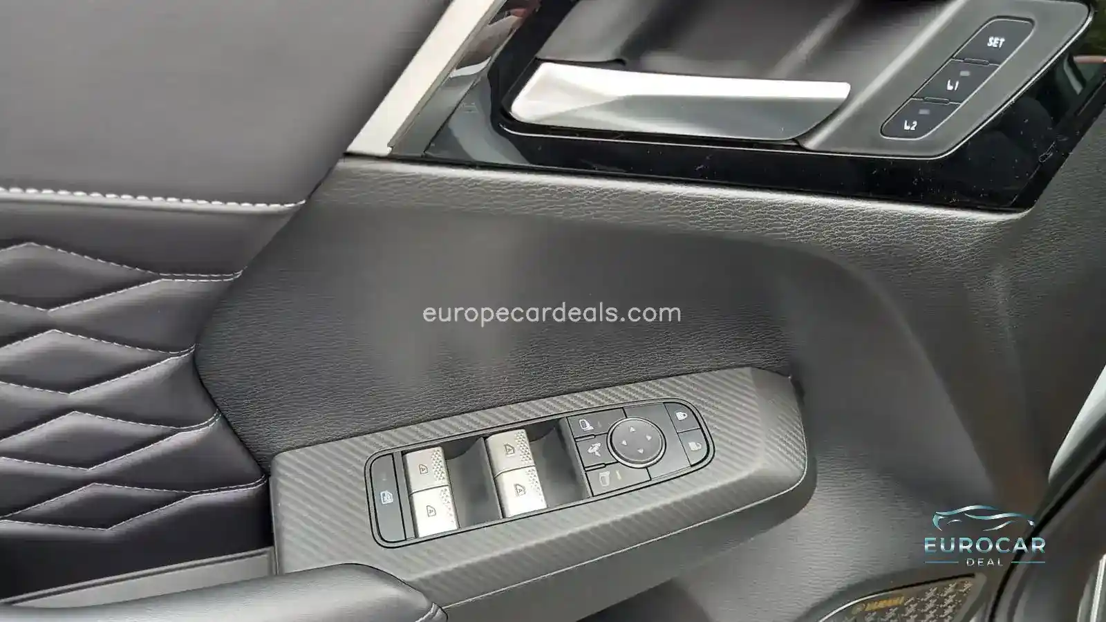 Mitsubishi Plug-in Hybrid Outlander
