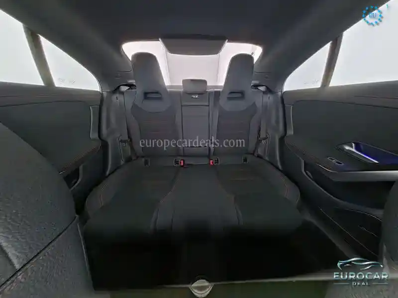 Mercedes-Benz CLA 180
