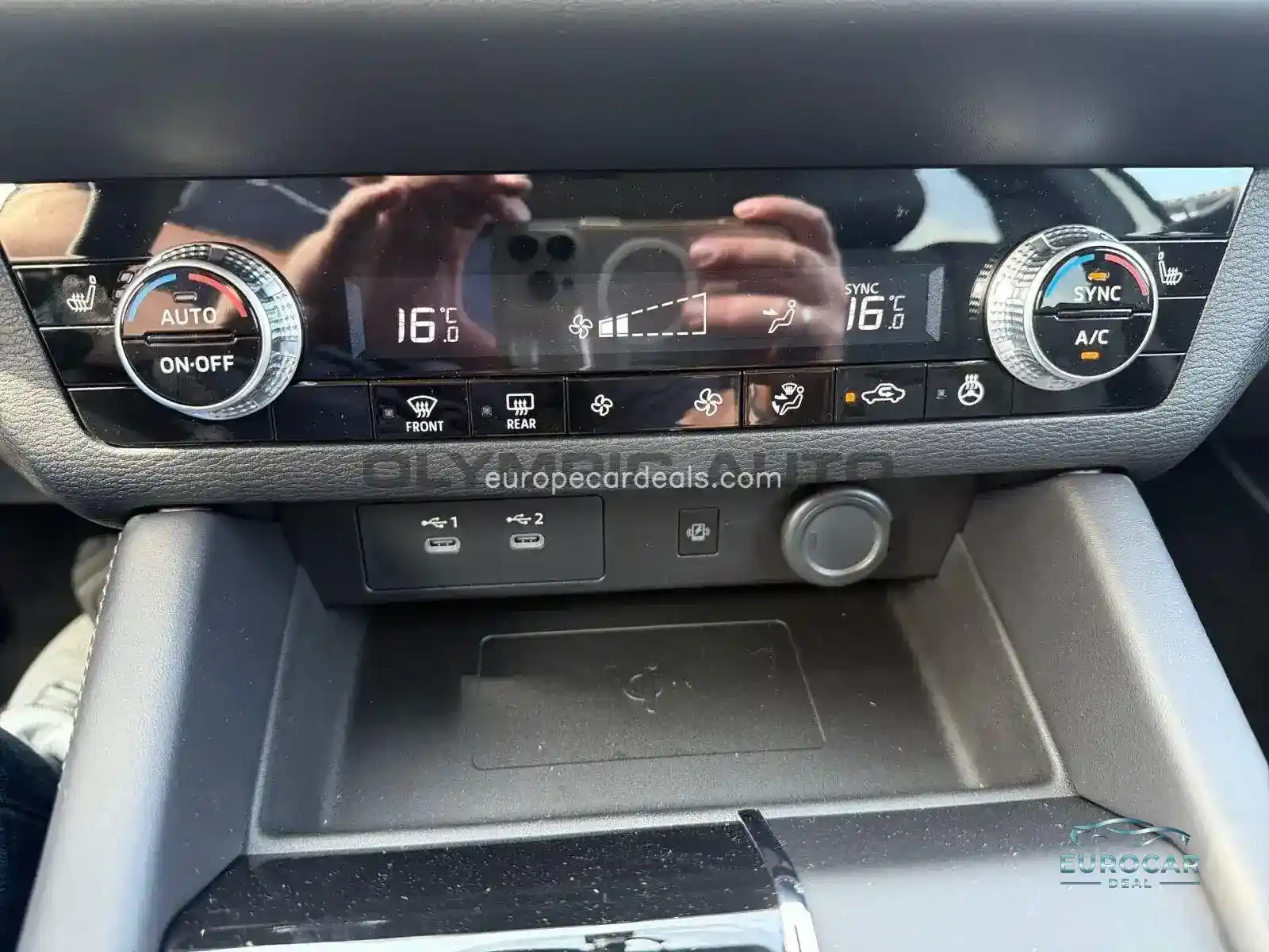 Mitsubishi Plug-in Hybrid Outlander