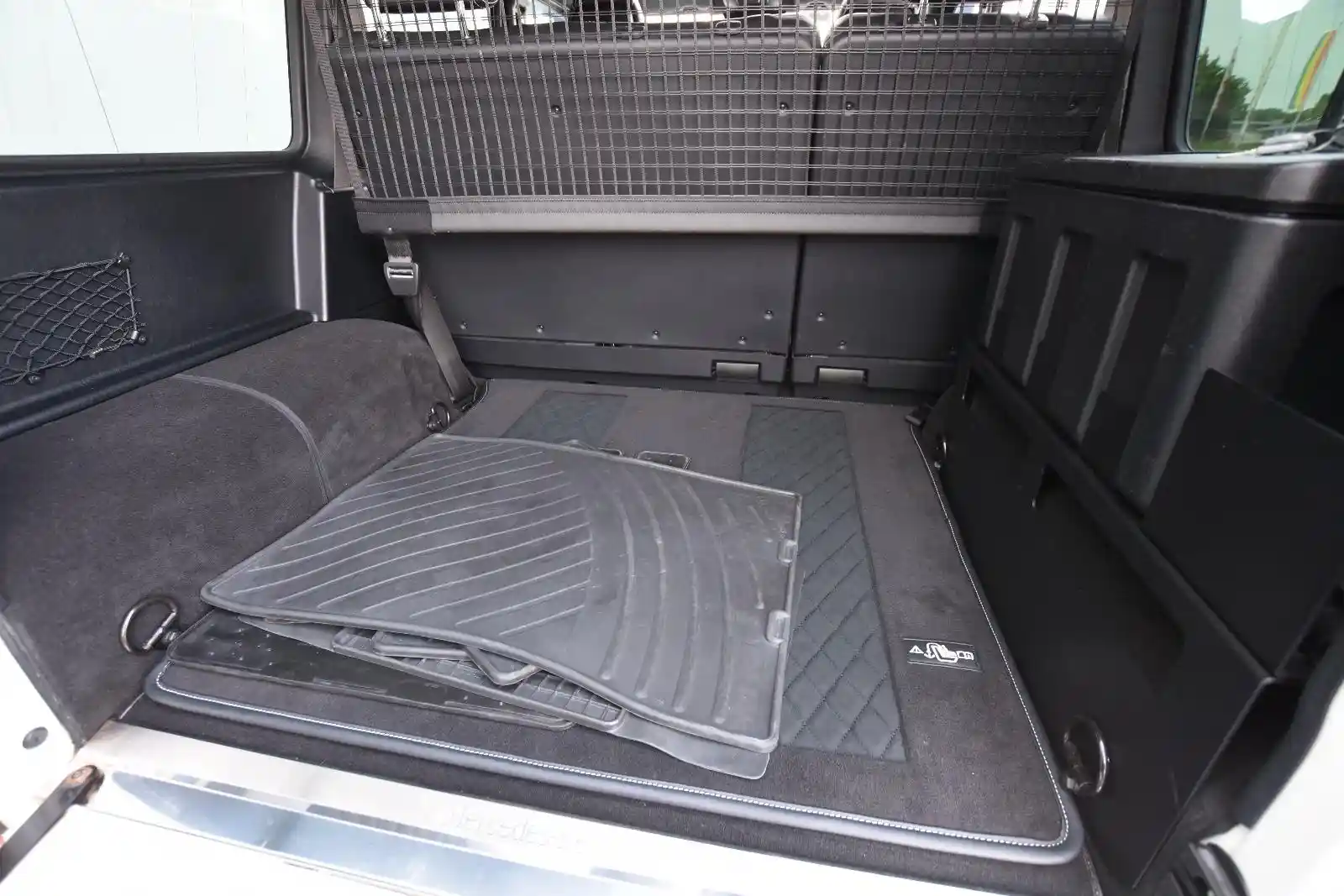 Mercedes-Benz G 500
