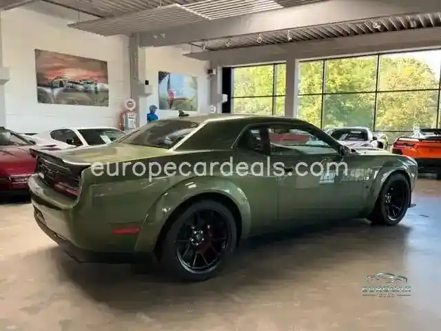 Dodge Challenger