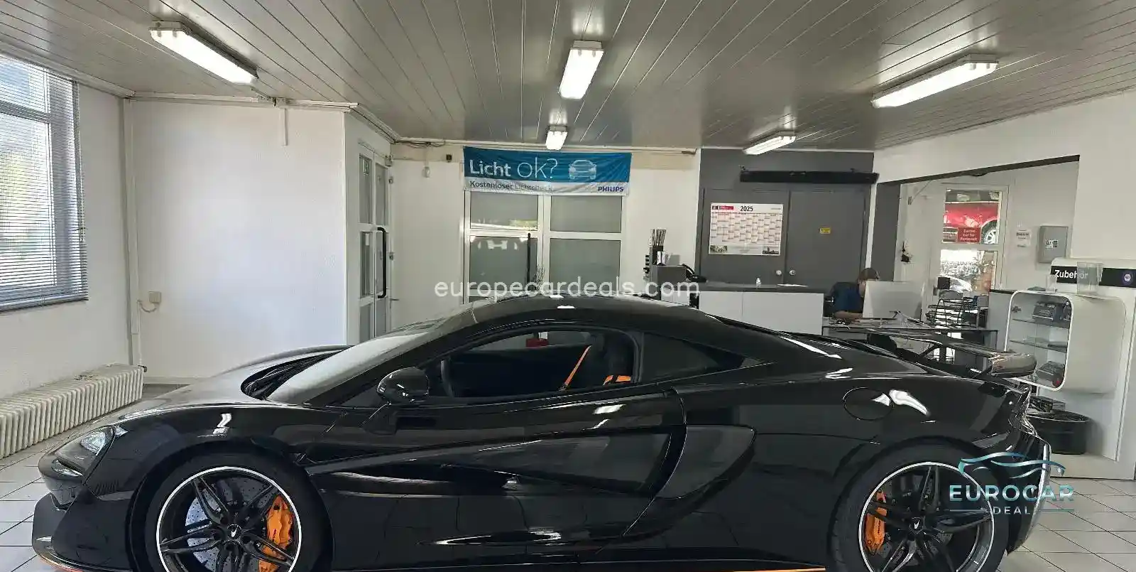 McLaren 570S