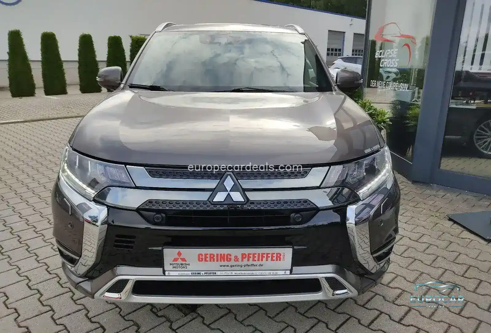 Mitsubishi Plug-in Hybrid Outlander