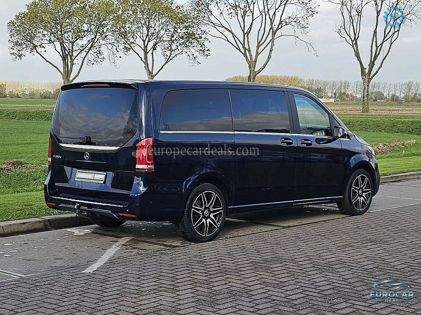 Mercedes-Benz V 250