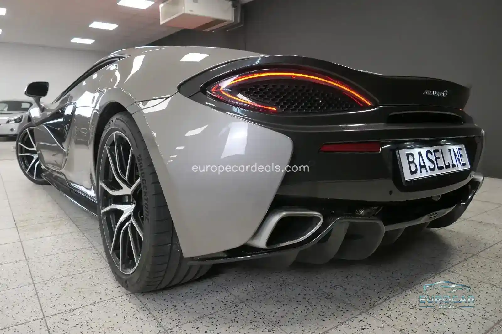 McLaren 570S