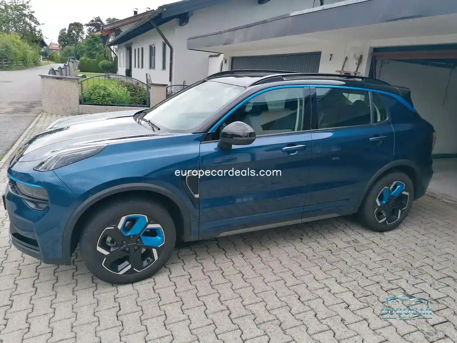 Lynk&Co 01
