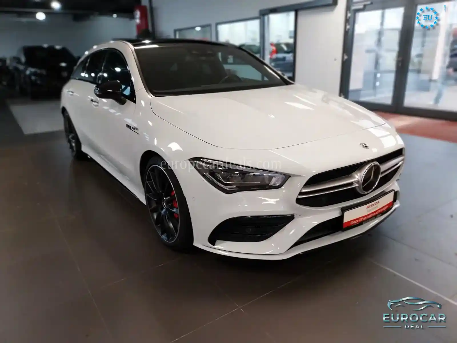 Mercedes-Benz CLA 35 AMG Shooting Brake