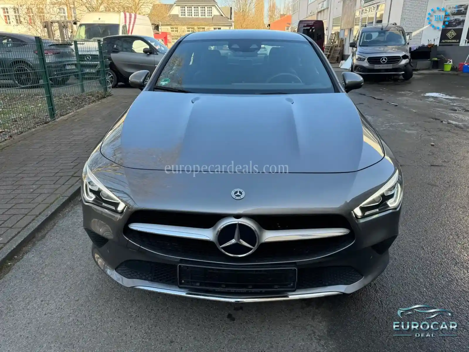 Mercedes-Benz CLA 180